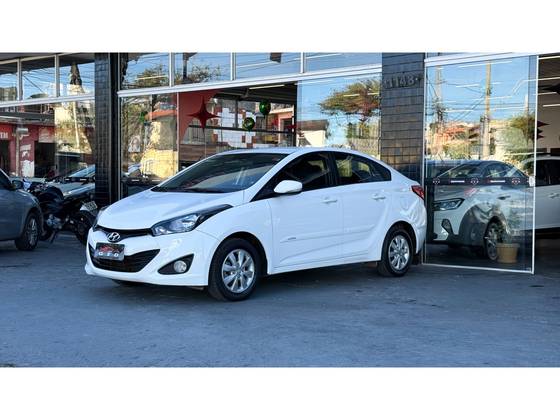 HYUNDAI HB20S 1.0 COMFORT PLUS 12V FLEX 4P MANUAL HYUNDAI HB20S 1.0 COMFORT PLUS 12V FLEX 4P MANUAL